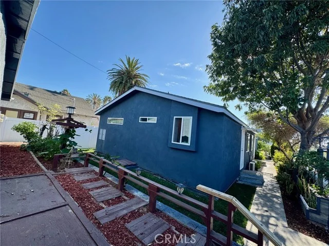 1238 Magnolia Avenue photo 3