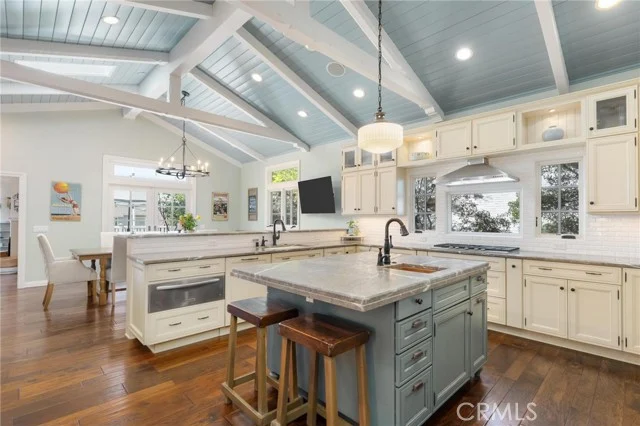 522 Marine Avenue, Manhattan Beach