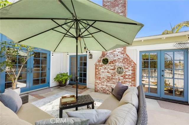 522 Marine Avenue photo 3
