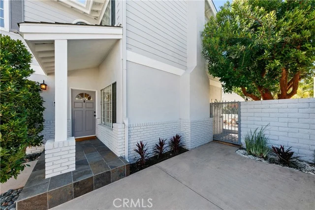 2408 Curtis Avenue #B photo 3