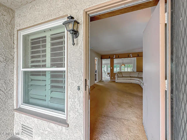 7654 Wish Avenue photo 5