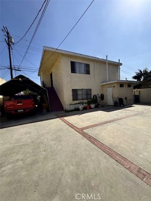 717 E 24th Street photo 4