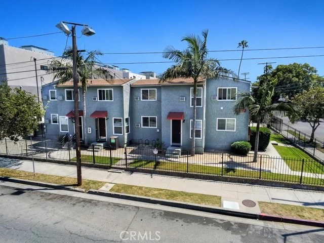 1134 W 39th photo 3