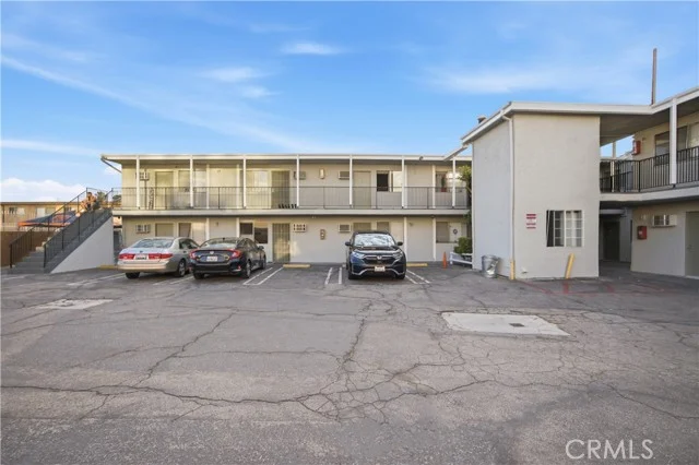 14542 Saticoy photo 5