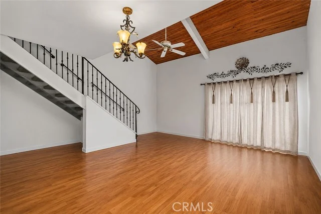 5460 White Oak Avenue #G307 photo 2