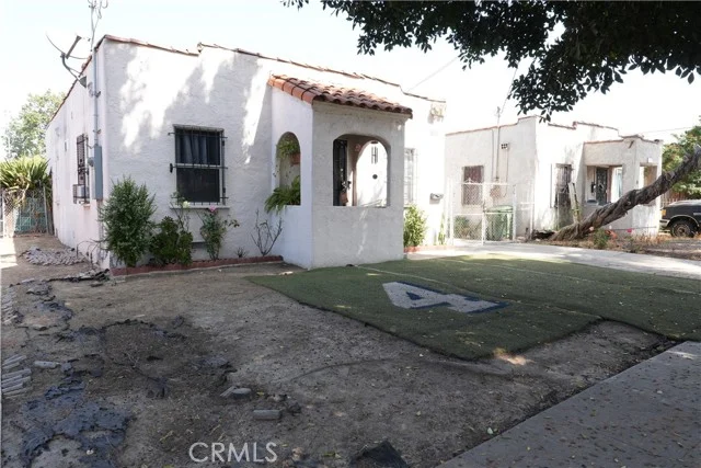 611 W 91st photo 3