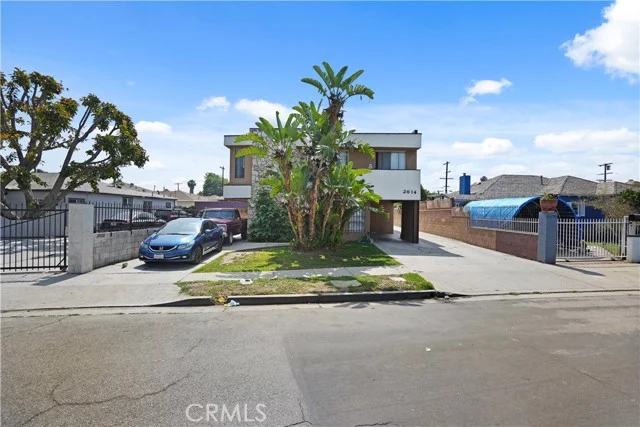2614 S Garth Avenue photo 2