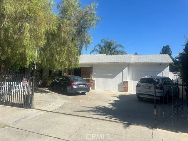 20957 Community photo 2