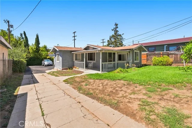 1709 Campus Road photo 4