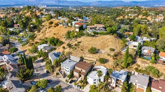 4228 Canoga Drive photo 4