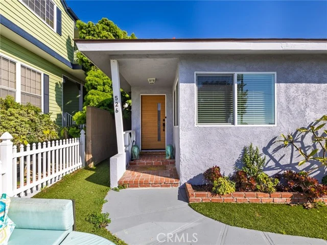 526 Sheldon Street photo 5