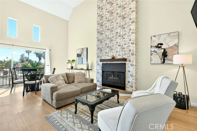 4660 Coldwater Canyon Avenue #20, Studio City
