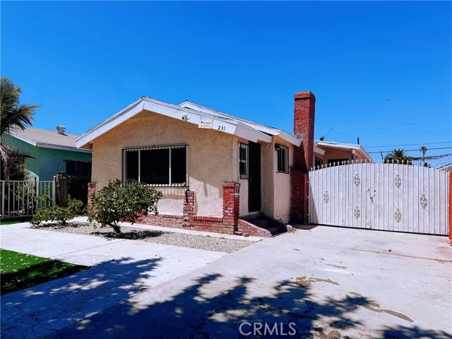 231 E 105TH Street photo 3