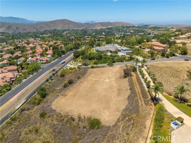 1820 Dawn Meadow Street photo 3