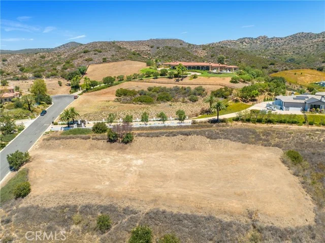 1820 Dawn Meadow Street photo 4