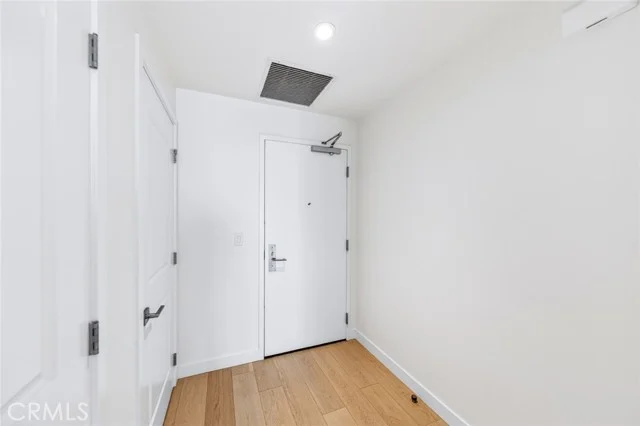 400 S Broadway #1513 photo 3