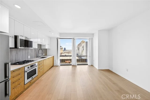 400 S Broadway #1513 photo 5