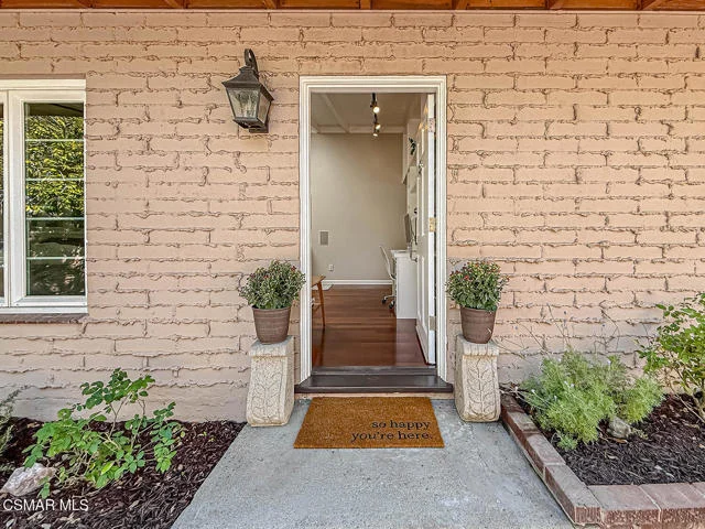 21222 Martinez Street photo 4