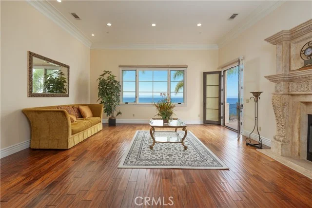 3231 Palos Verdes S photo 4