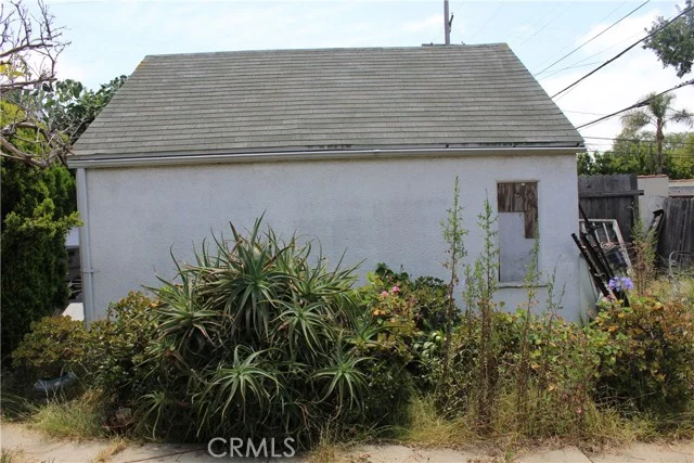 1657 S Fairfax photo 5