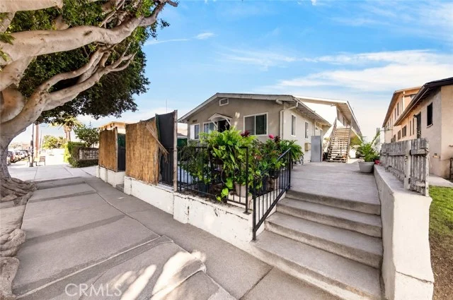 1527 Torrance photo 4