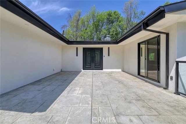 5843 Nevada photo 4