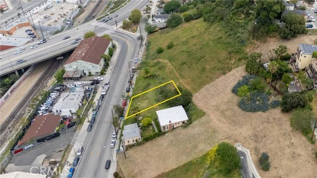 1 Marianna Ave. photo 4