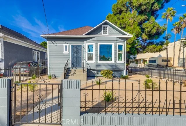 1291 E 40th, Los Angeles