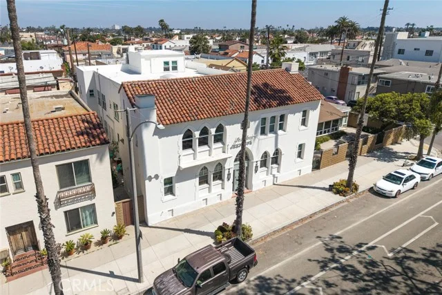 4915 E Ocean photo 4