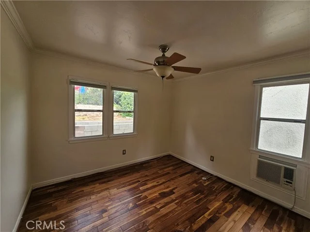 4966 N Maywood photo 5