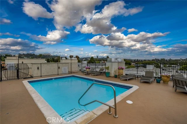 11740 W Sunset Boulevard #14, Los Angeles