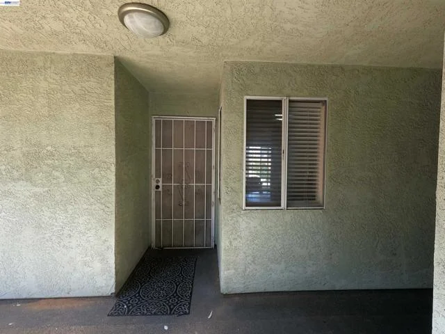1566 Pine Ave #103A photo 2