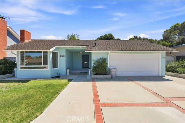 2080 Avenida Feliciano photo 3