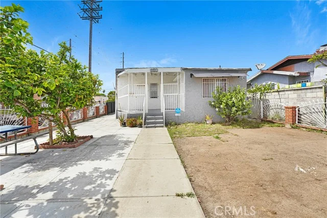 9027 Menlo photo 3