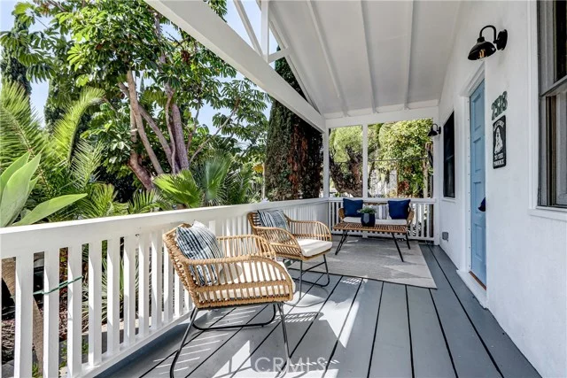 2328 Beach Avenue photo 5