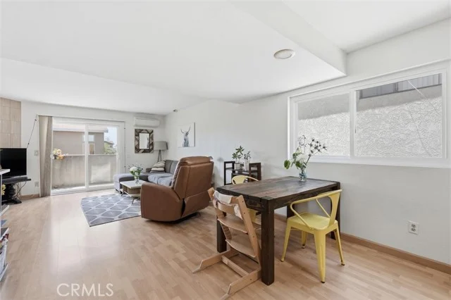 1355 Loma Avenue #310 photo 5