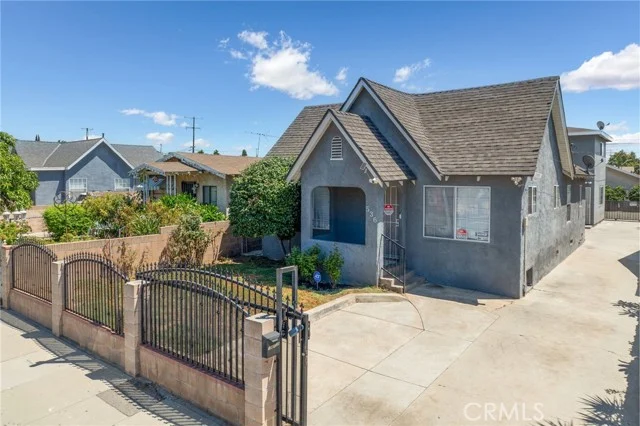 536 S Sadler photo 2