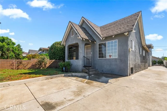 536 S Sadler photo 3