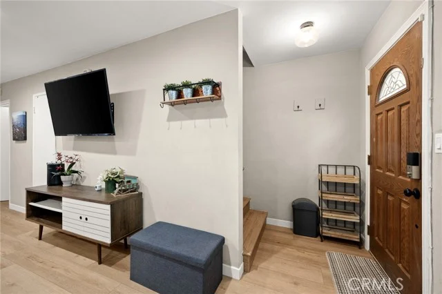2452 Chelsea Place #M photo 2