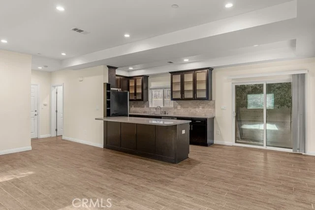 24842 Frampton Avenue photo 3