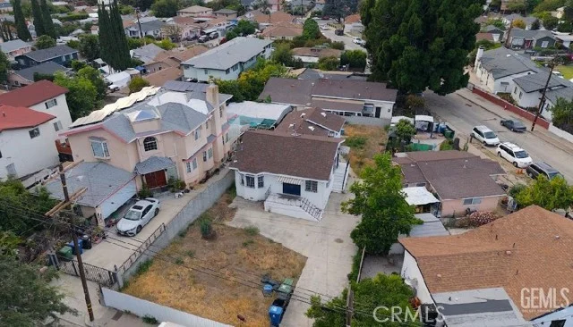 3391 Scarboro photo 2