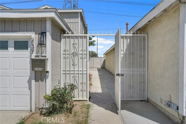 237 Orleans photo 3