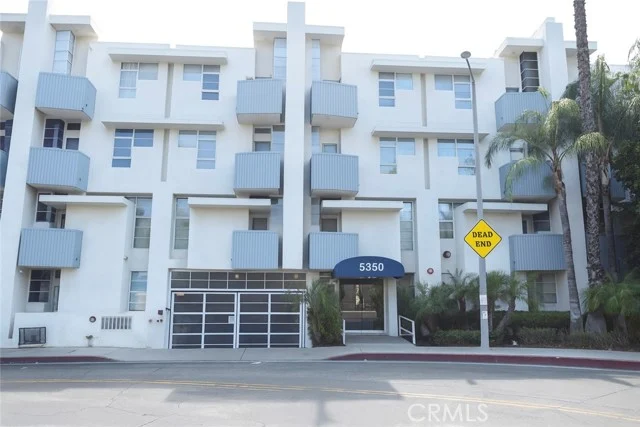 5350 White Oak Avenue #105, Encino