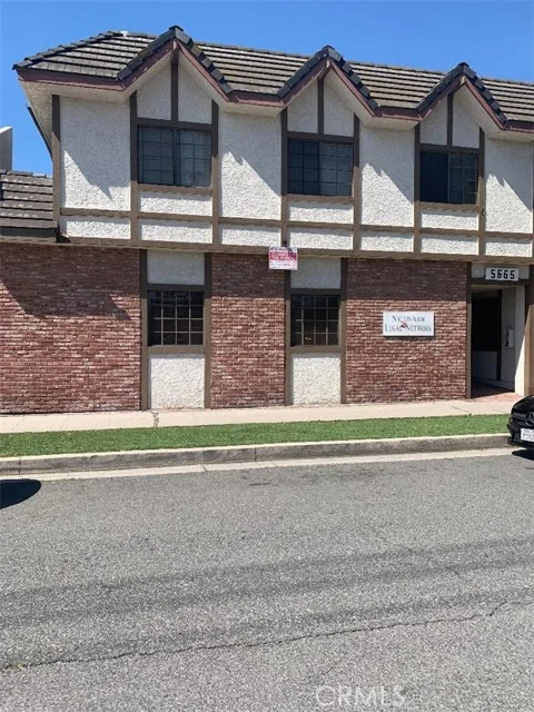 5665 Whitnall, North Hollywood