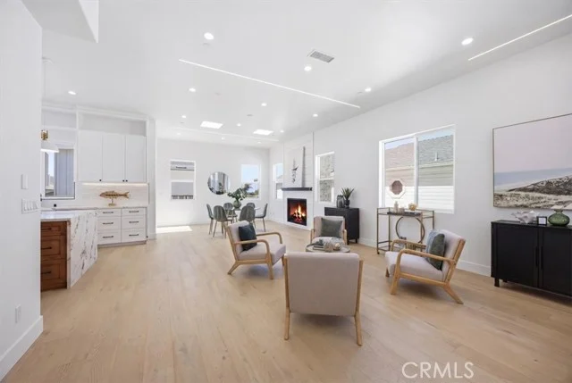 617 N Irena Avenue #B, Redondo Beach