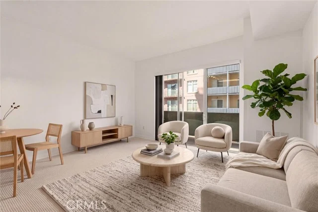 488 E Ocean Boulevard #804 photo 2