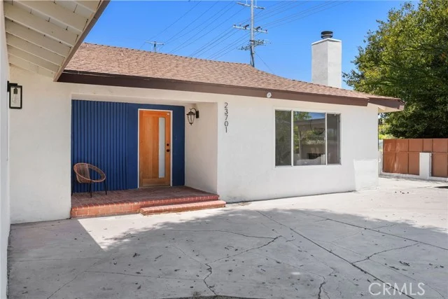 23701 Califa photo 3