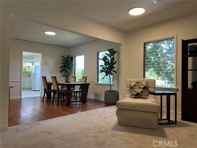 2572 Silver Ridge, Los Angeles