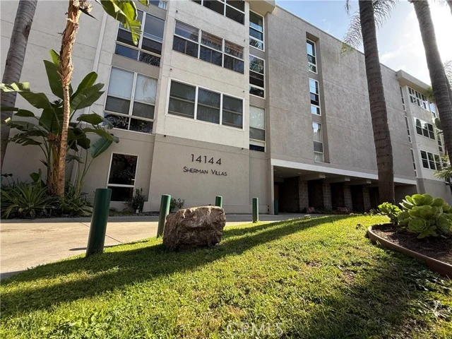 14144 Dickens #310, Sherman Oaks