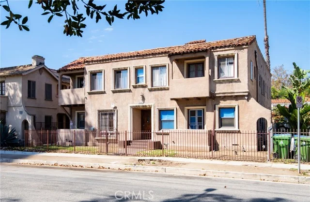 4237 8th Avenue photo 2